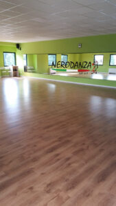 nerodanza_scuola_di_danza_como_sala_da_ballo_verde
